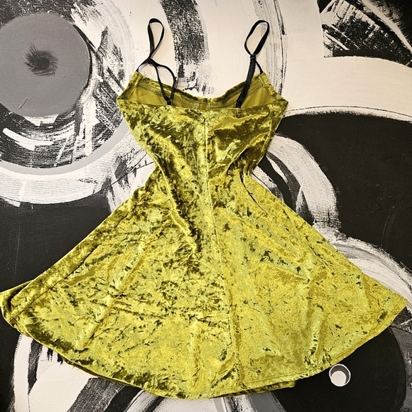 Current Mood Crushed Velvet Mini Dress - Picture 3 of 4